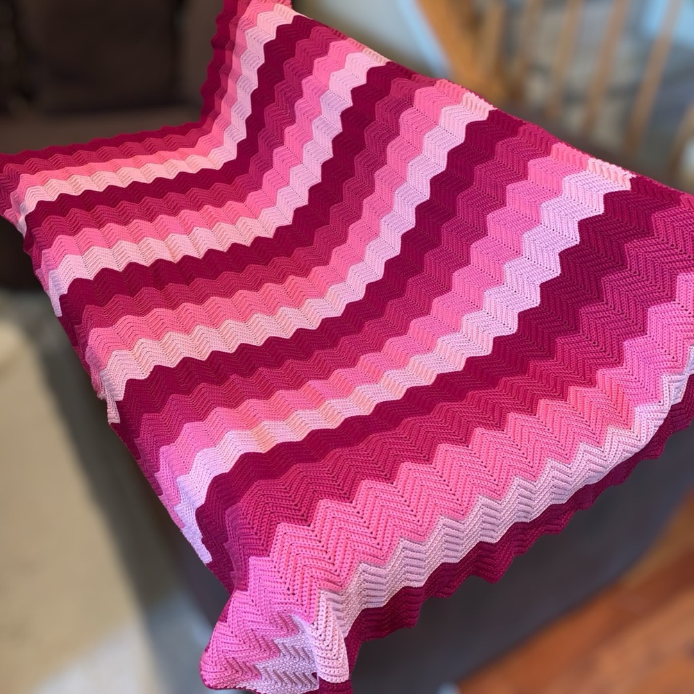 Vintage Handmade Chevron Granny Crochet Blanket Chunky Throw Afghan